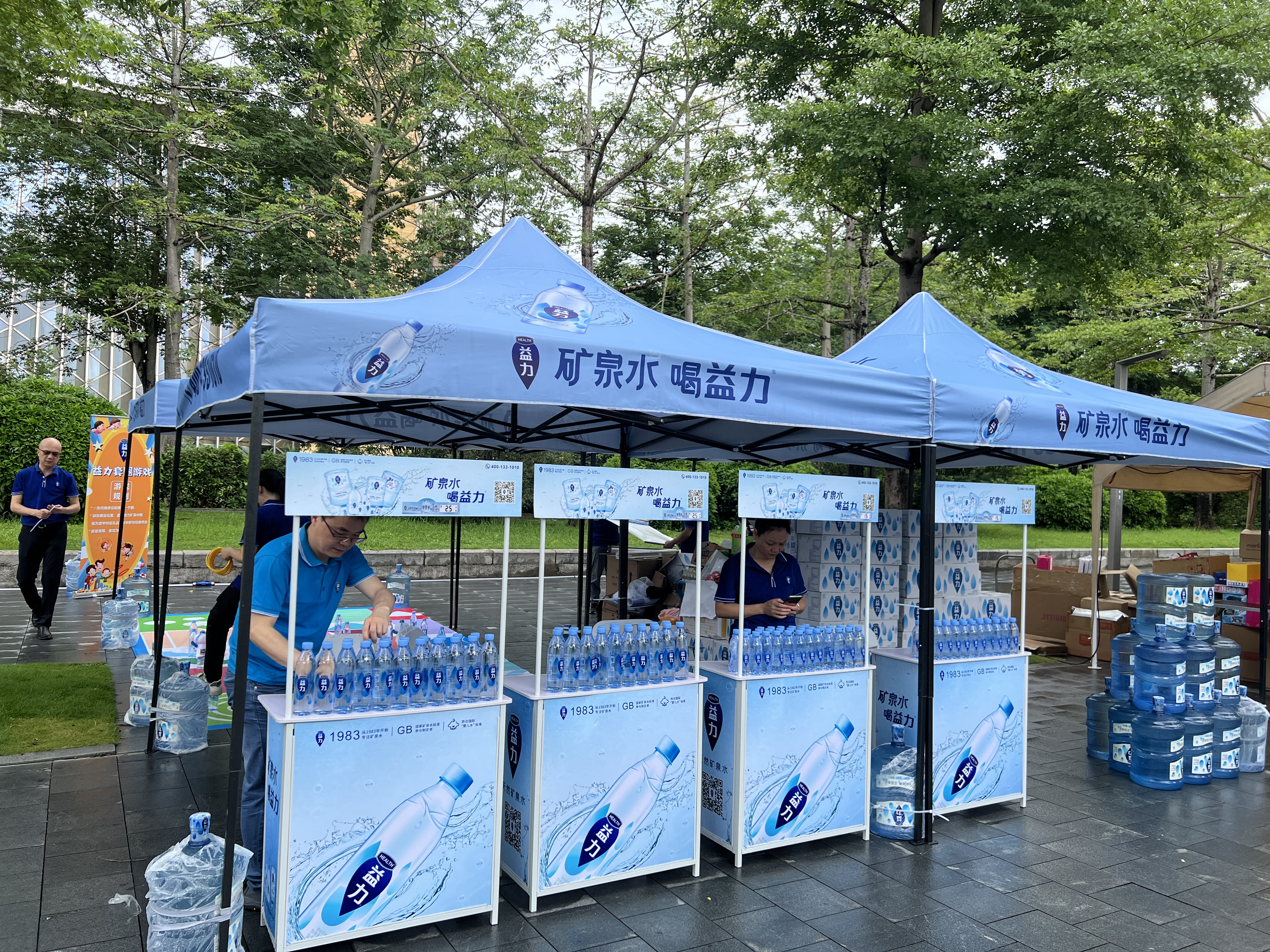 深圳首個郵政文化主題市集火熱開市